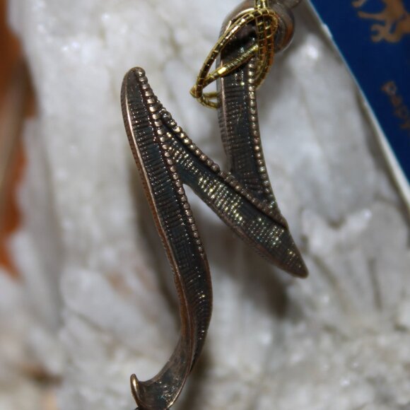 Niquea.D Initial Metal Bracelet - Picture 3 of 5